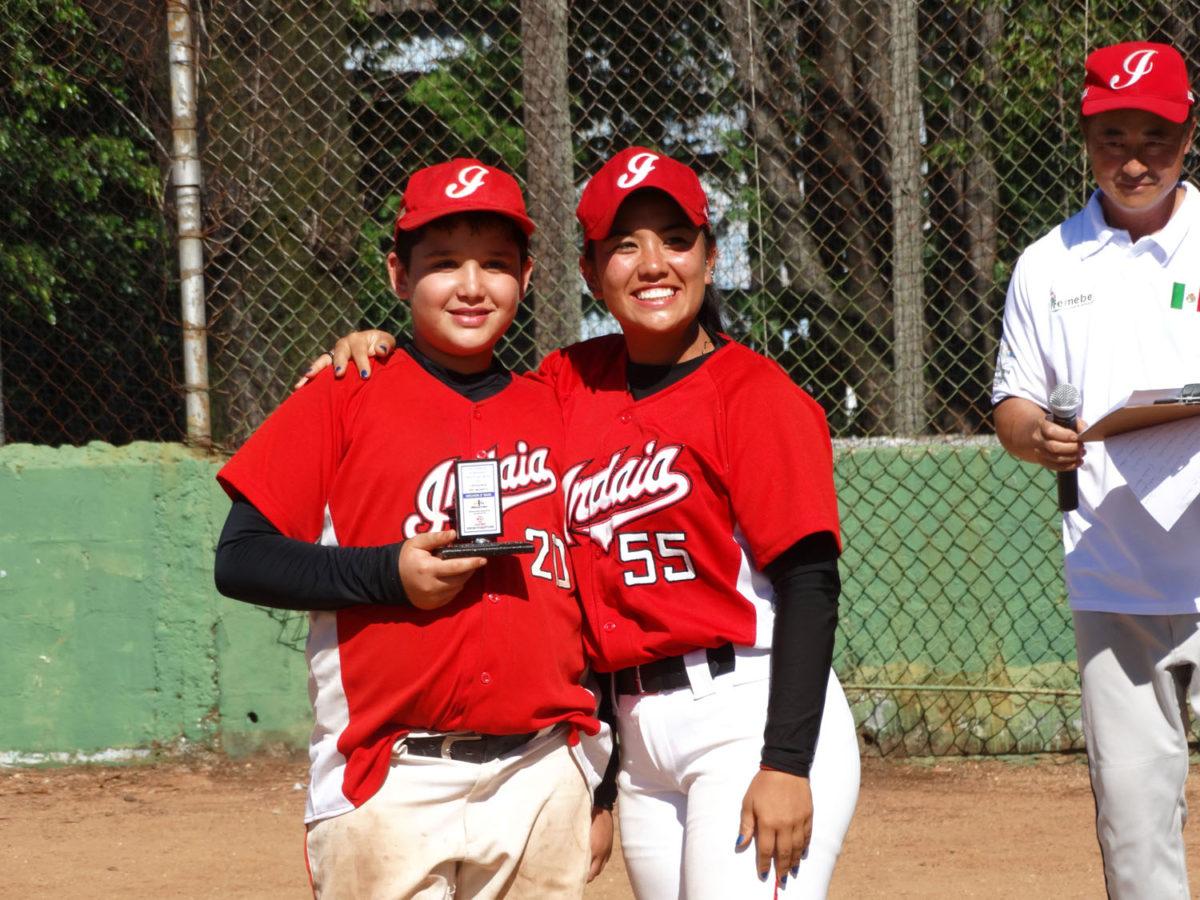 premiacao-indaia-lilian-miagawa